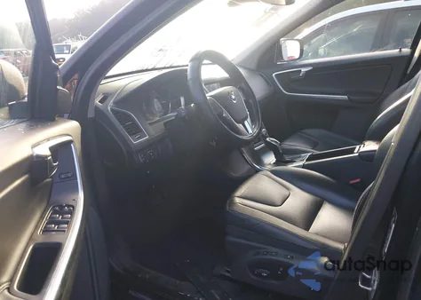 2016 Volvo Xc60 T6 Drive-E из США, поврежденный, VIN YV449MRK6G2923775